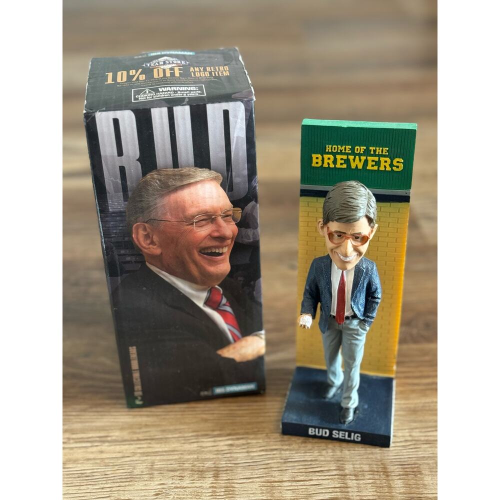 Bud Selig Milwaukee Brewers 2015 4th of 10 Collectible Bobbleheads